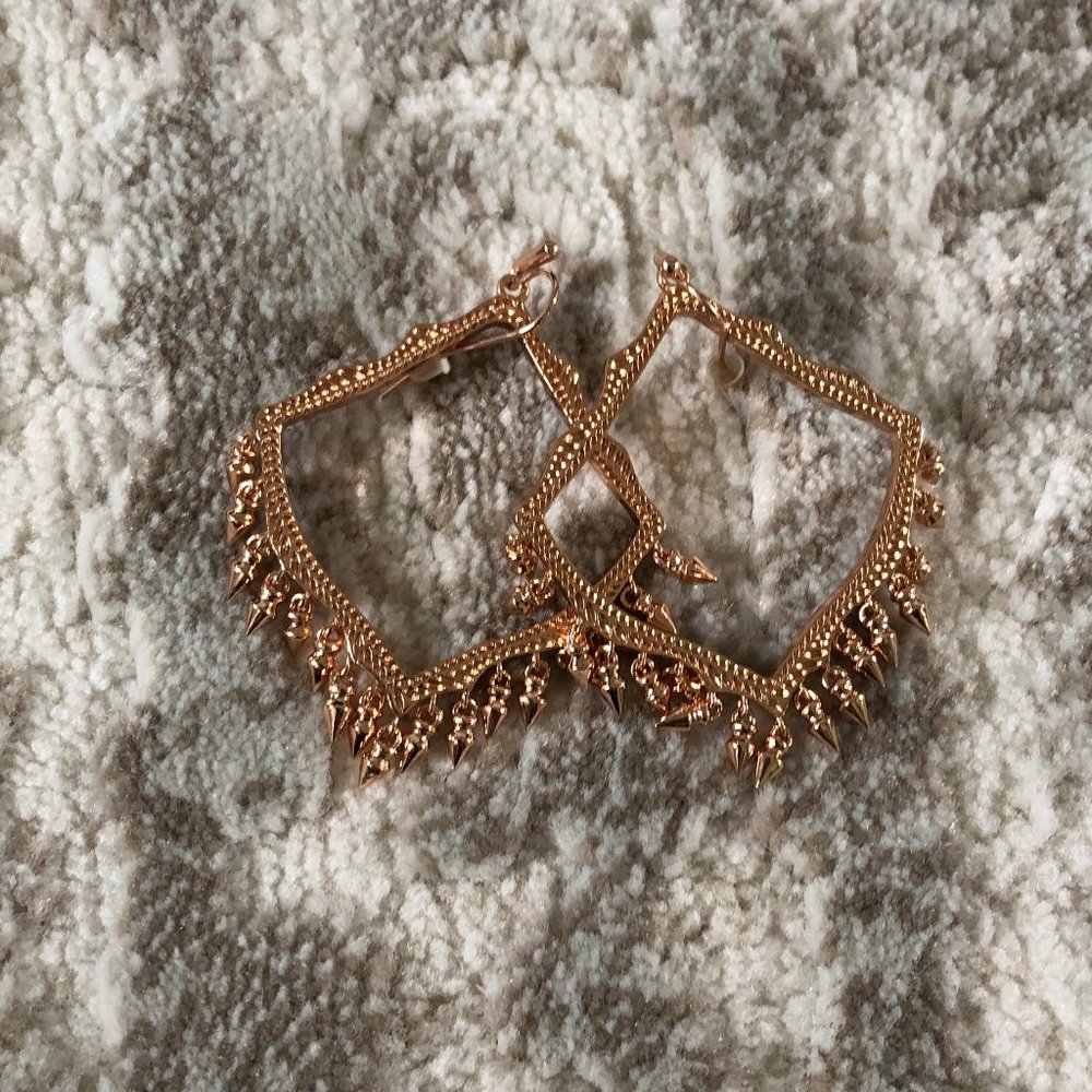 Rose Gold Kendra Scott Dangly Earrings